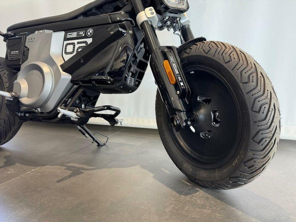 Bmw CE 02 AM (2024 - 25) (2)