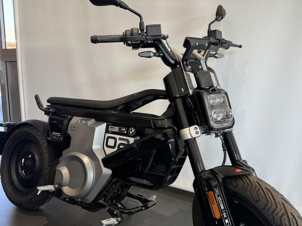 Bmw CE 02 AM (2024 - 25) (7)