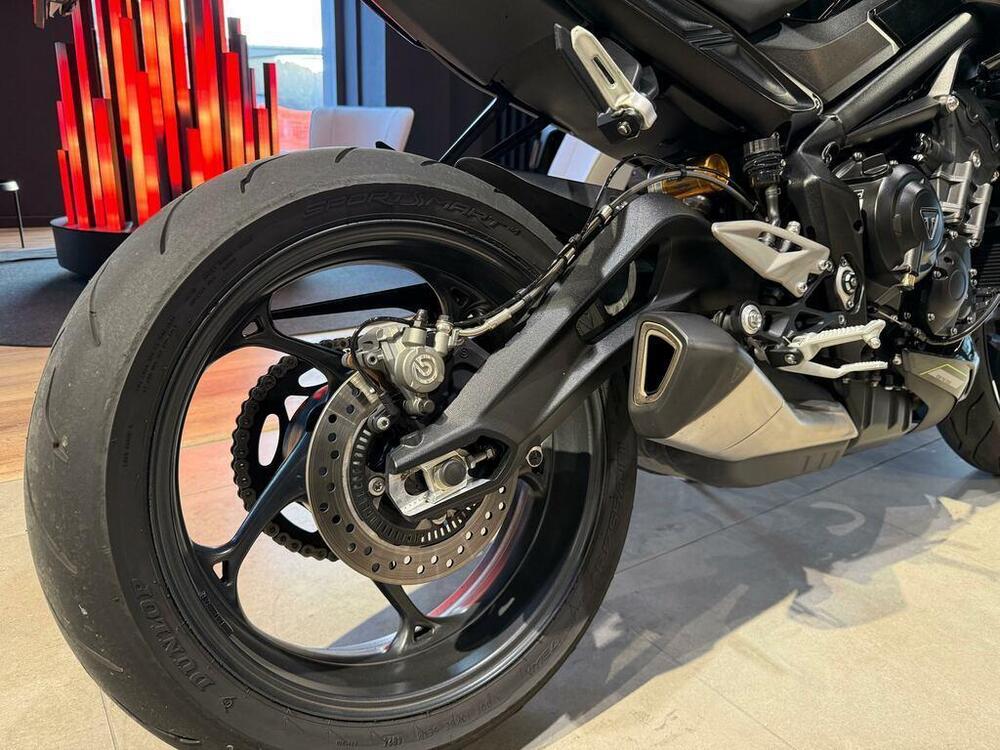 Triumph Street Triple 765 RS (2023 - 26) (3)