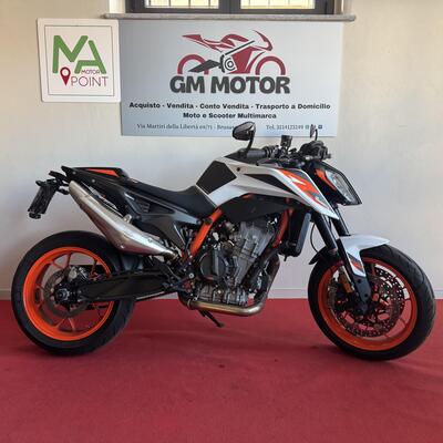 KTM 890 Duke R (2021) usata