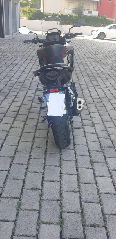 Honda CB 500 X (2021) usata