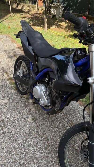 Yamaha WR 125 R (2009 - 12) usata