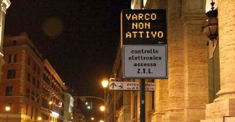 Tana libera tutti: a Roma niente blocco per Euro4 e diesel Euro5 in fascia verde