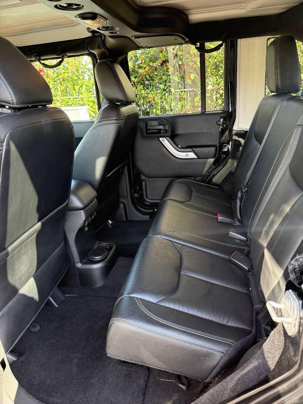 Jeep Wrangler Unlimited usata a Torino (4)