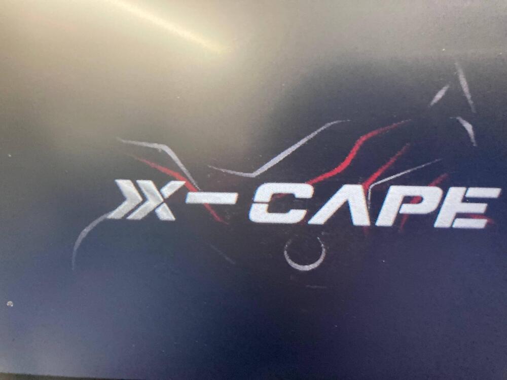 Moto Morini X-Cape 650 (2021 - 26) (2)