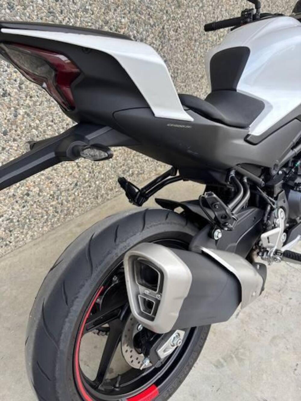 CFMOTO 450NK (2023 - 26) (13)