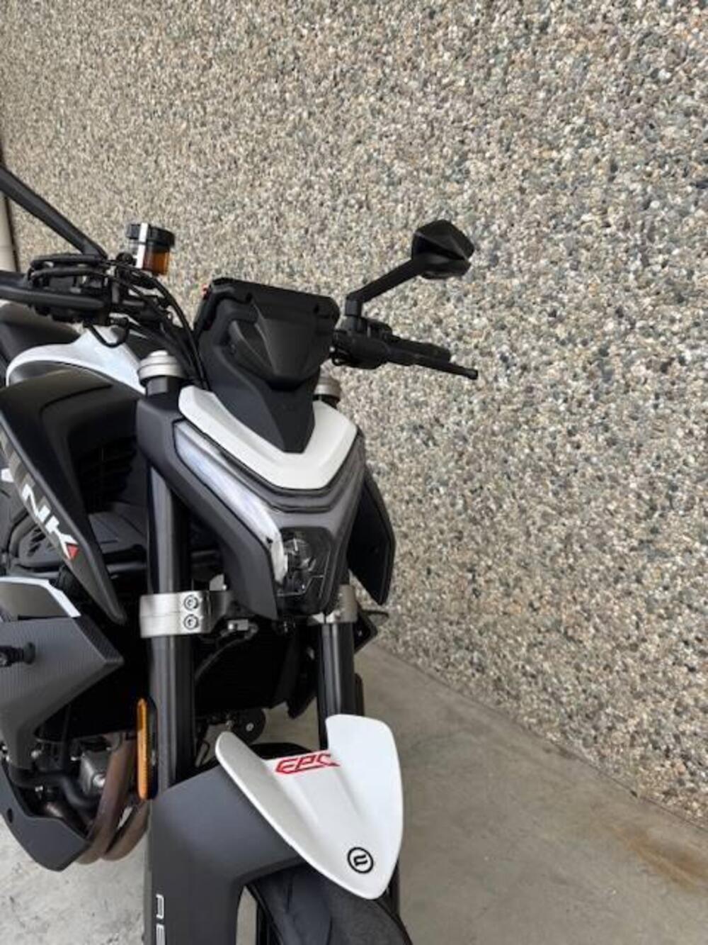 CFMOTO 450NK (2023 - 26) (16)