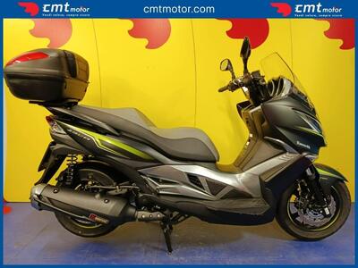 Kawasaki J 300 (2017 - 21) usata