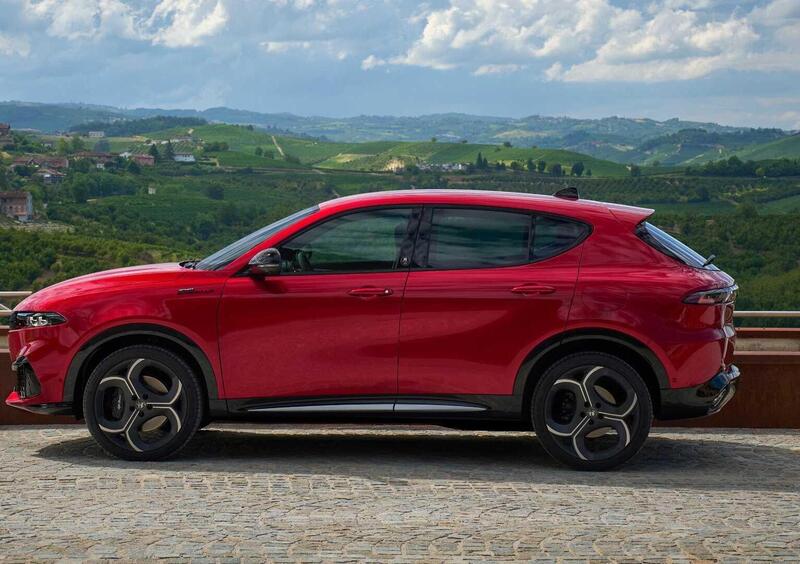 Alfa Romeo Tonale (2022-->>) (5)