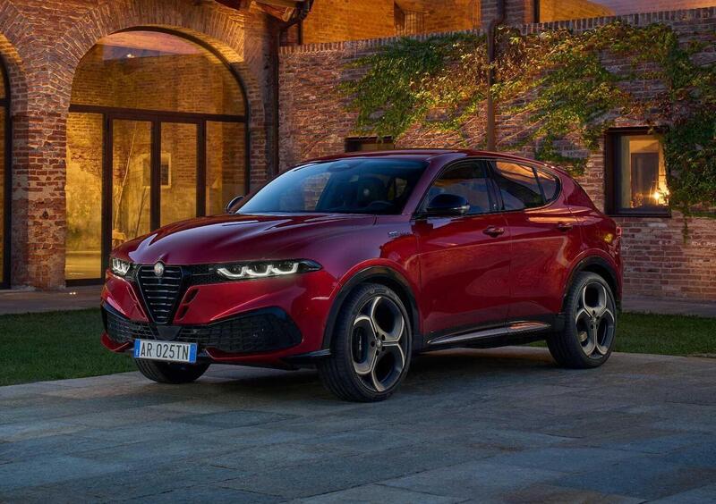 Alfa Romeo Tonale (2022-->>) (2)