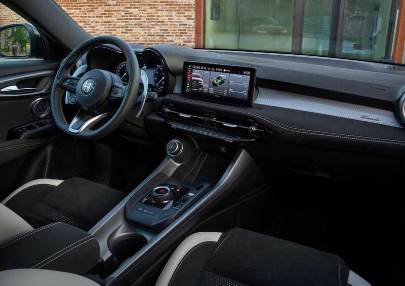 Alfa Romeo Tonale (2022-->>) (7)
