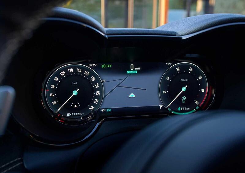 Alfa Romeo Tonale (2022-->>) (18)