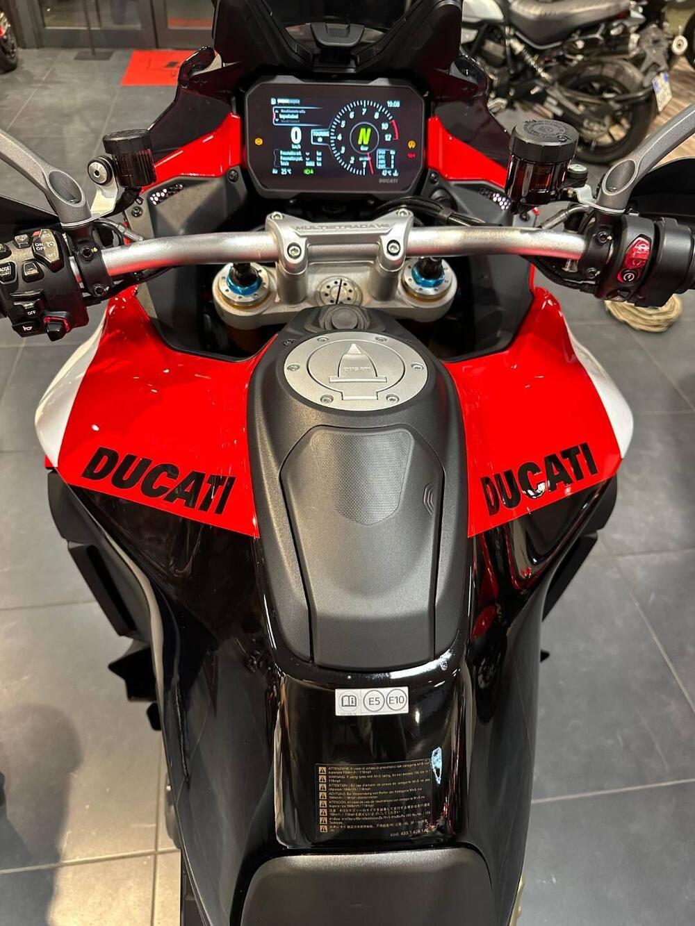 Ducati Multistrada V4 Pikes Peak (2021 - 24) (15)