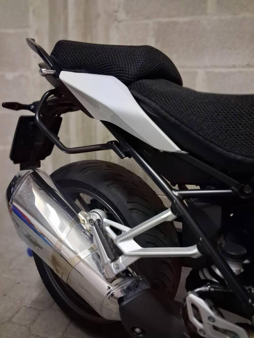 Bmw R 1250 RS (2021 - 25) (2)