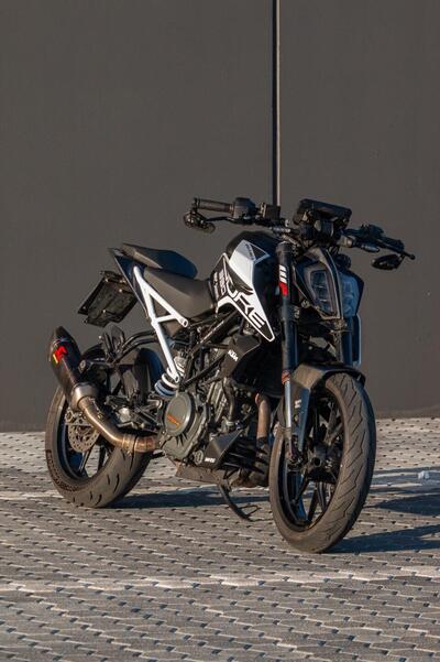 KTM 390 Duke (2021 - 23) usata