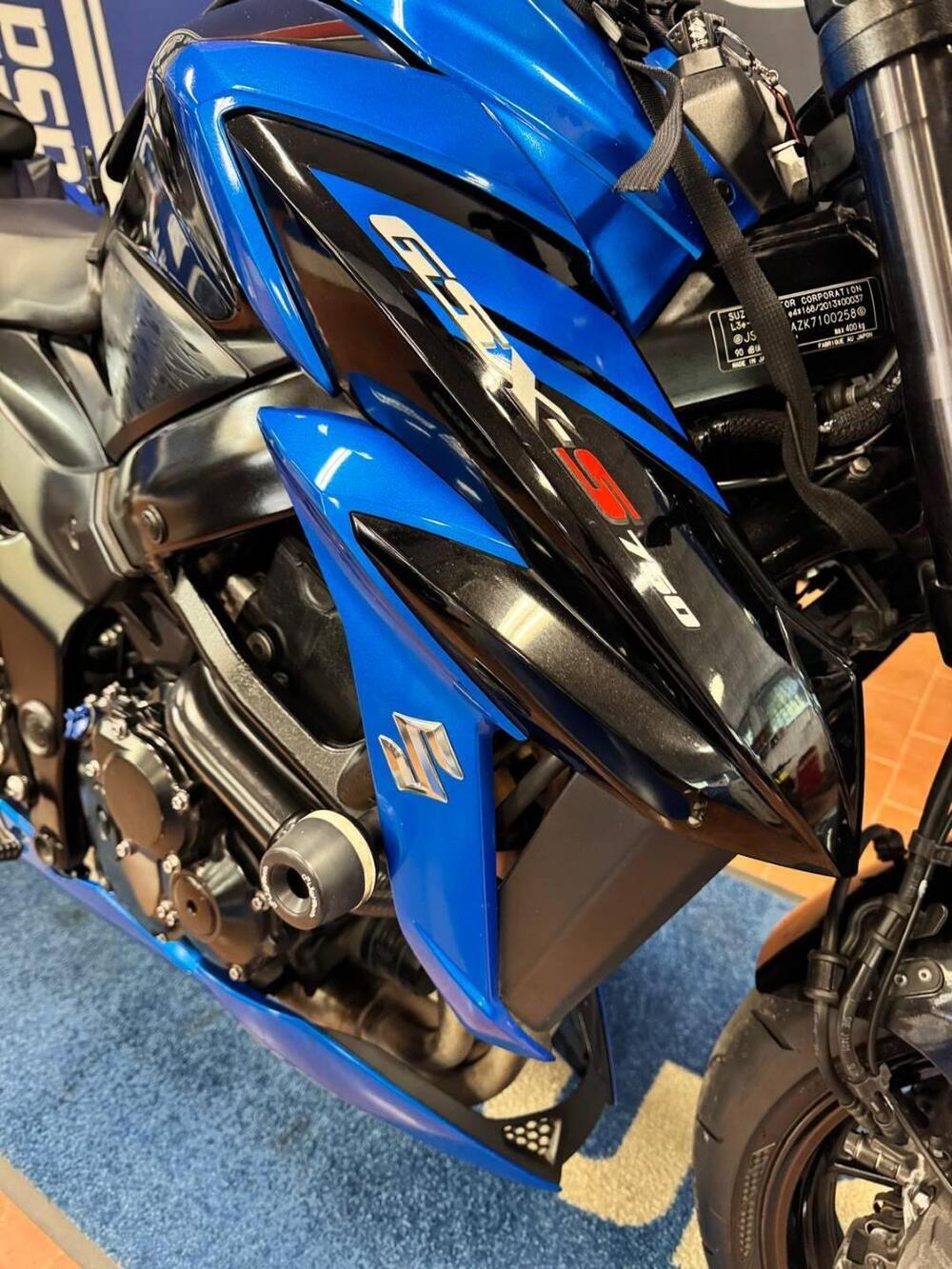 Suzuki GSX S 750 Yugen (2018 - 20) (5)