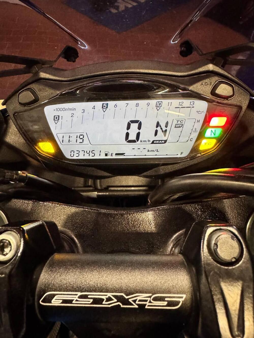 Suzuki GSX S 750 Yugen (2018 - 20) (16)