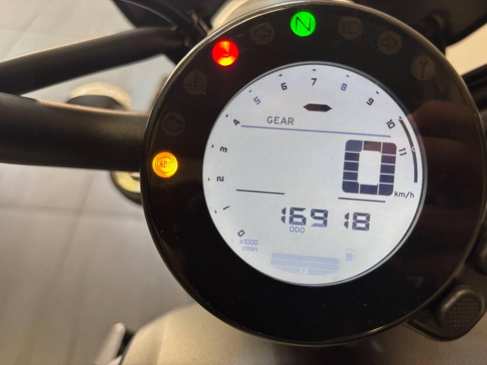 Yamaha XSR 700 ABS (2016 - 20) (4)