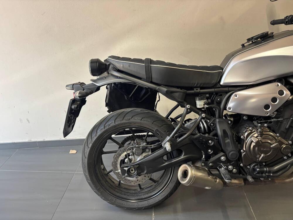 Yamaha XSR 700 ABS (2016 - 20) (7)