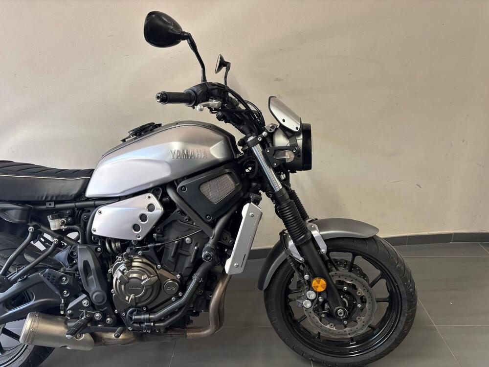 Yamaha XSR 700 ABS (2016 - 20) (8)