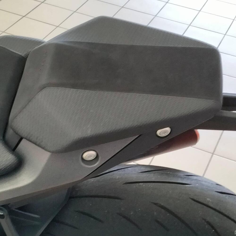 KTM 990 Duke (2024 - 26) (2)