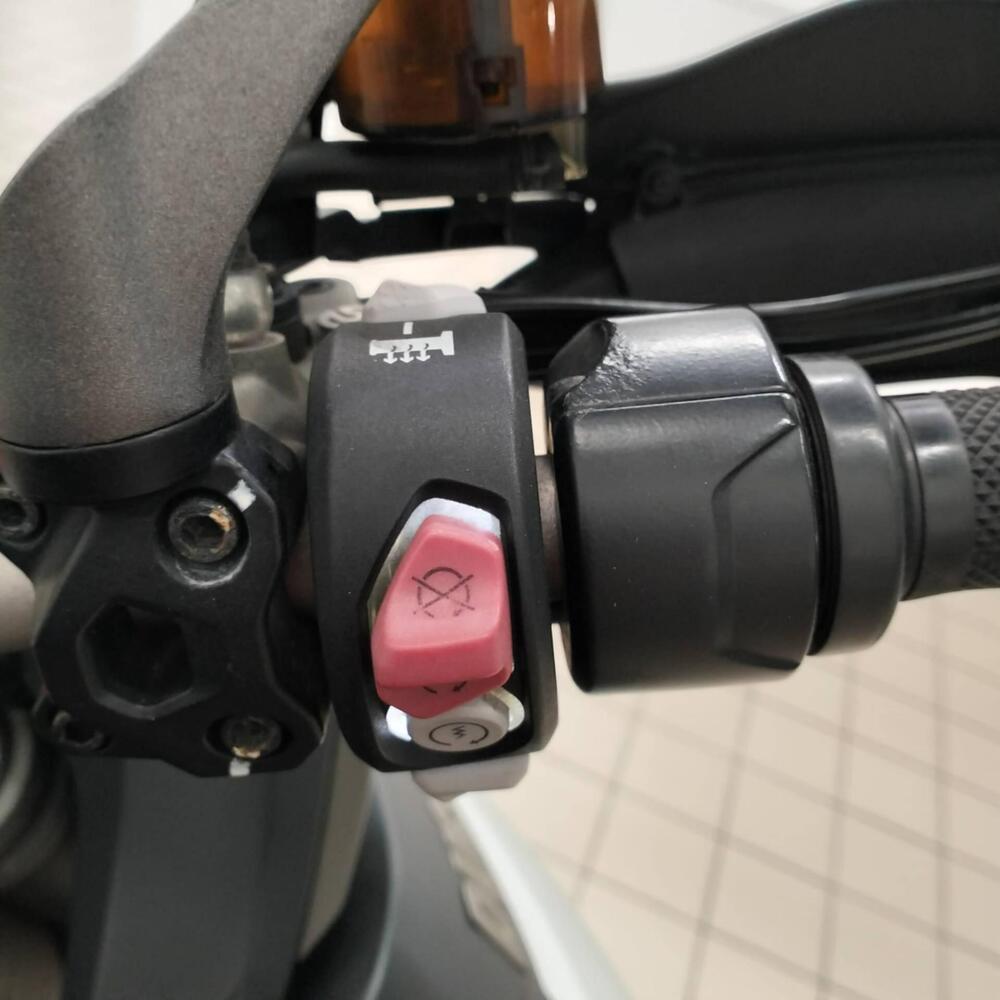 Ducati Multistrada 1200 Enduro (2016 - 18) (9)