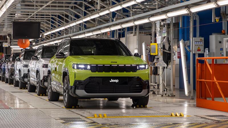 Stellantis, boccata d&#039;ossigeno per Melfi: parte la produzione della nuova Jeep Compass