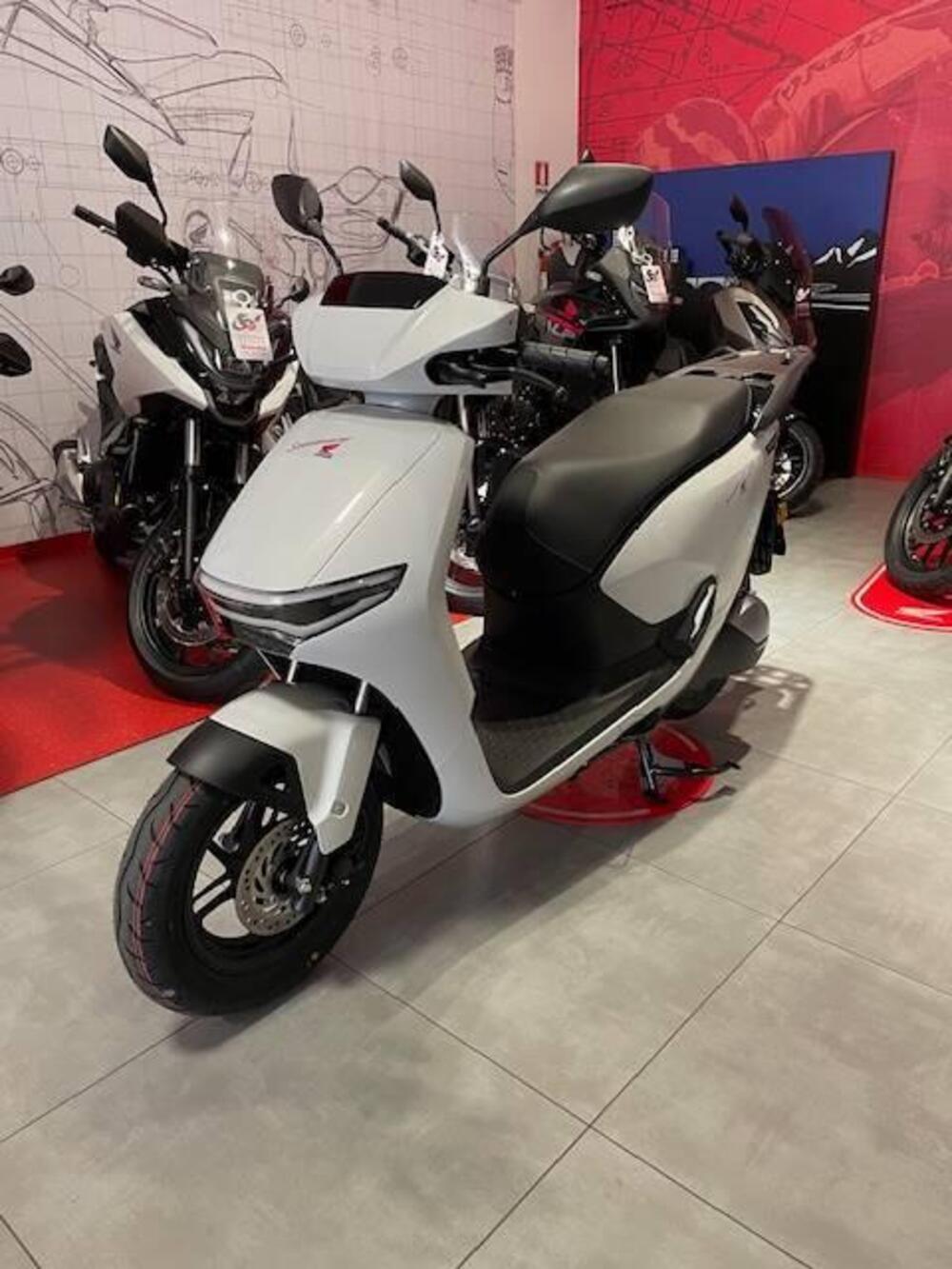 Honda CUV e: (2025 - 26)