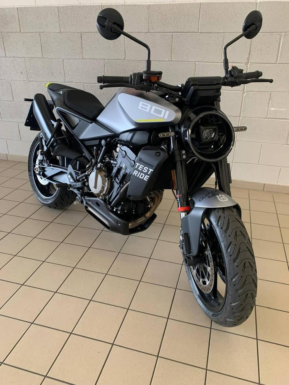 Husqvarna Vitpilen 801 L (2025 - 26) (6)