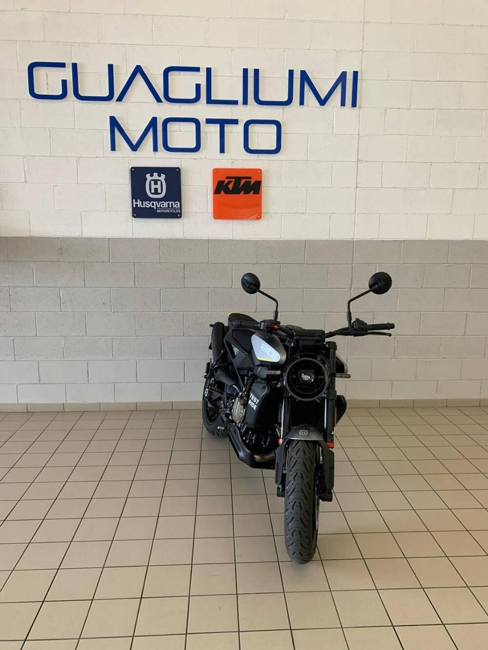 Husqvarna Vitpilen 801 L (2025 - 26) (7)