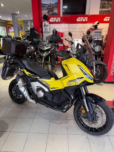 Honda X-ADV 750 (2025) usata