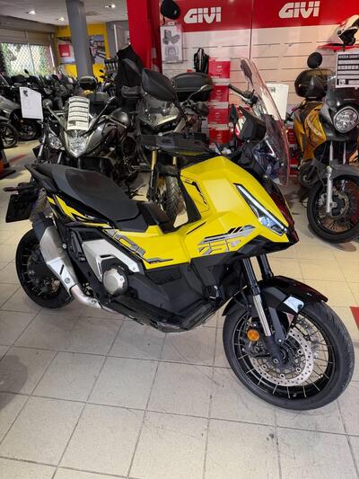 Honda X-ADV 750 (2025) usata