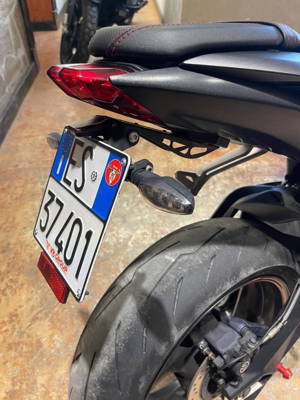 Triumph Street Triple RS (2017 - 19) (11)