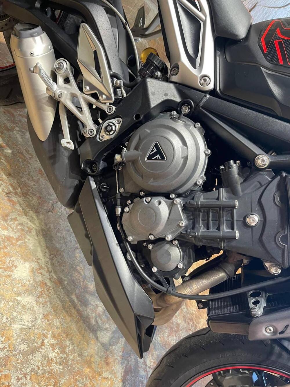 Triumph Street Triple RS (2017 - 19) (14)