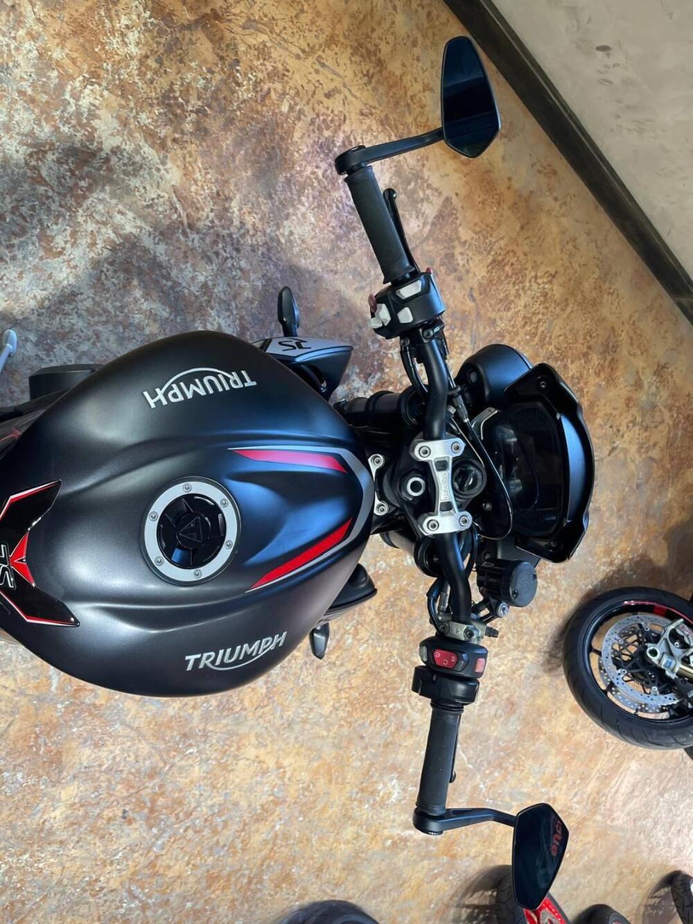 Triumph Street Triple RS (2017 - 19) (19)