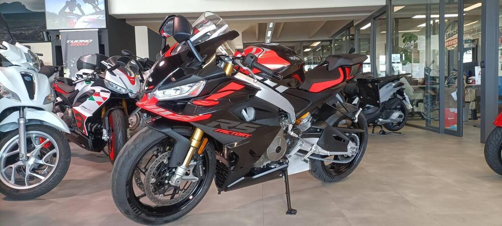 Aprilia RS 660 Factory (2025 - 26) (4)