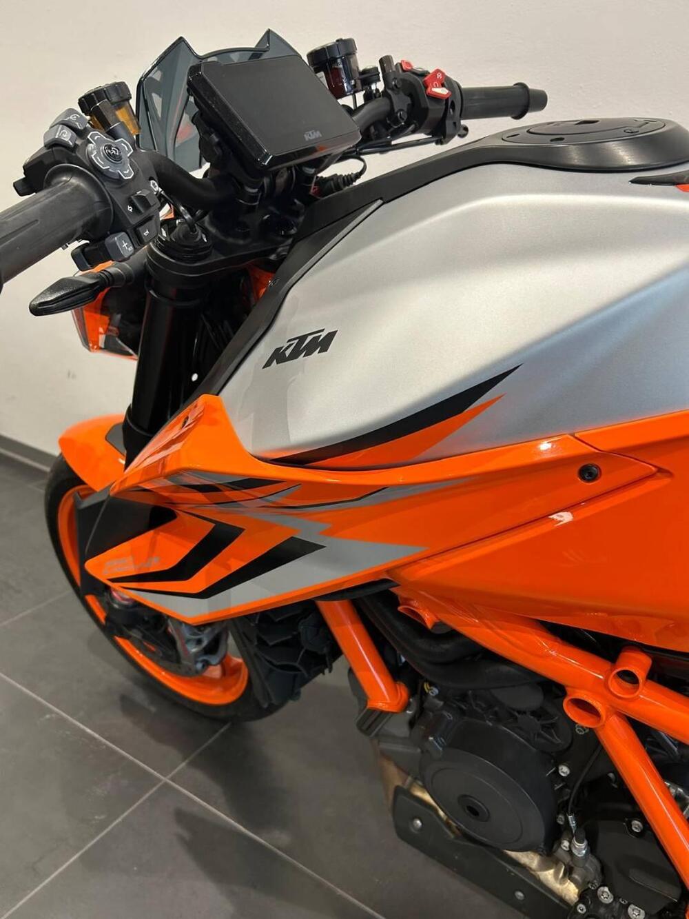 KTM 1290 Super Duke R EVO (2022 - 23) (10)