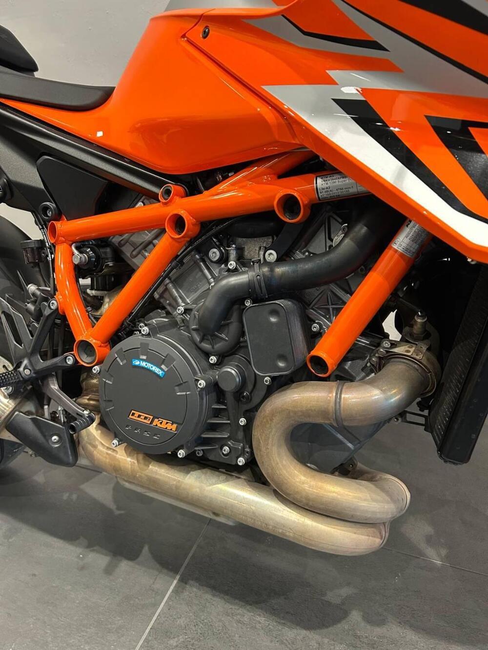 KTM 1290 Super Duke R EVO (2022 - 23) (16)
