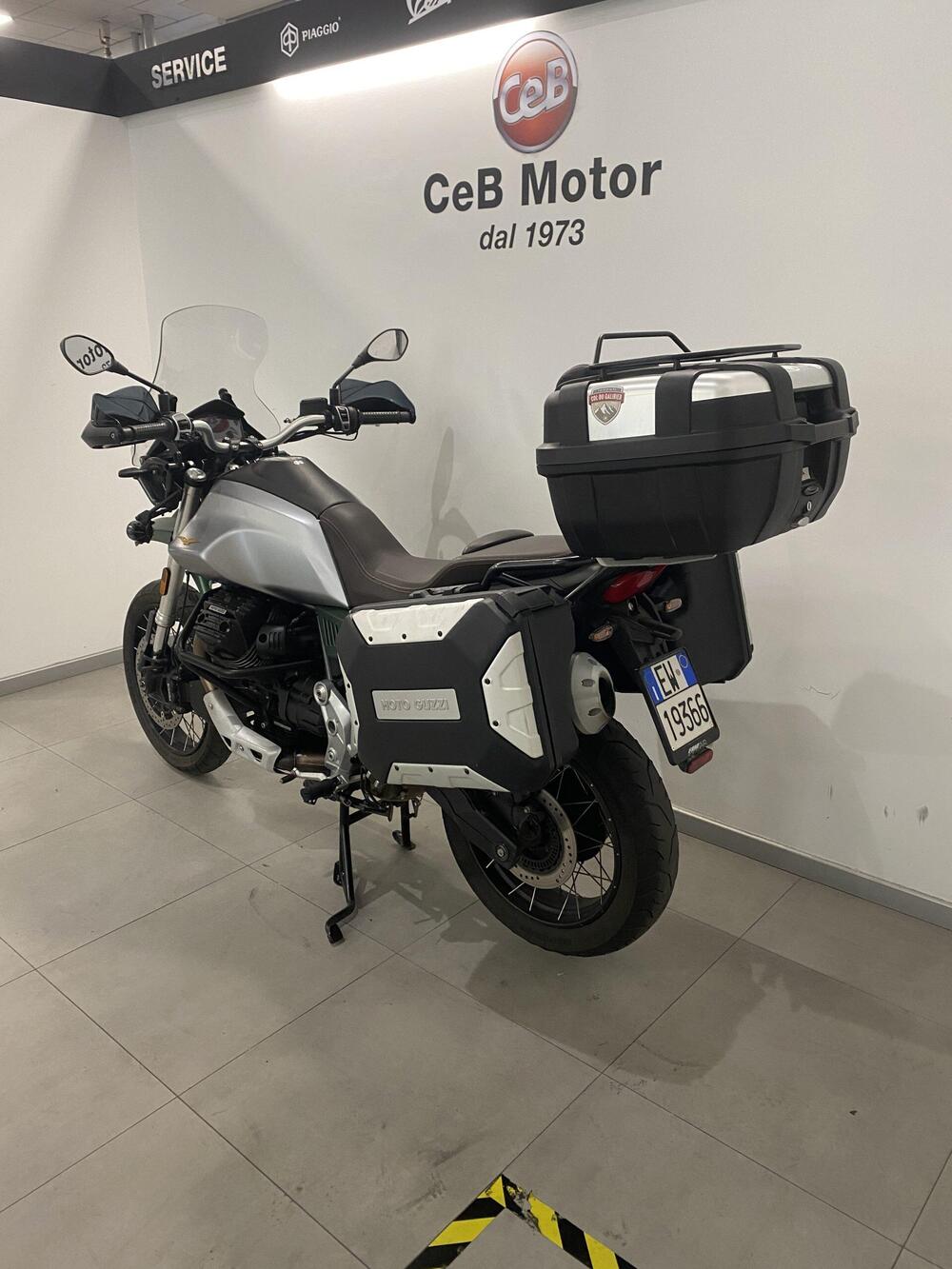 Moto Guzzi V85 TT Centenario (2021 - 22) (4)