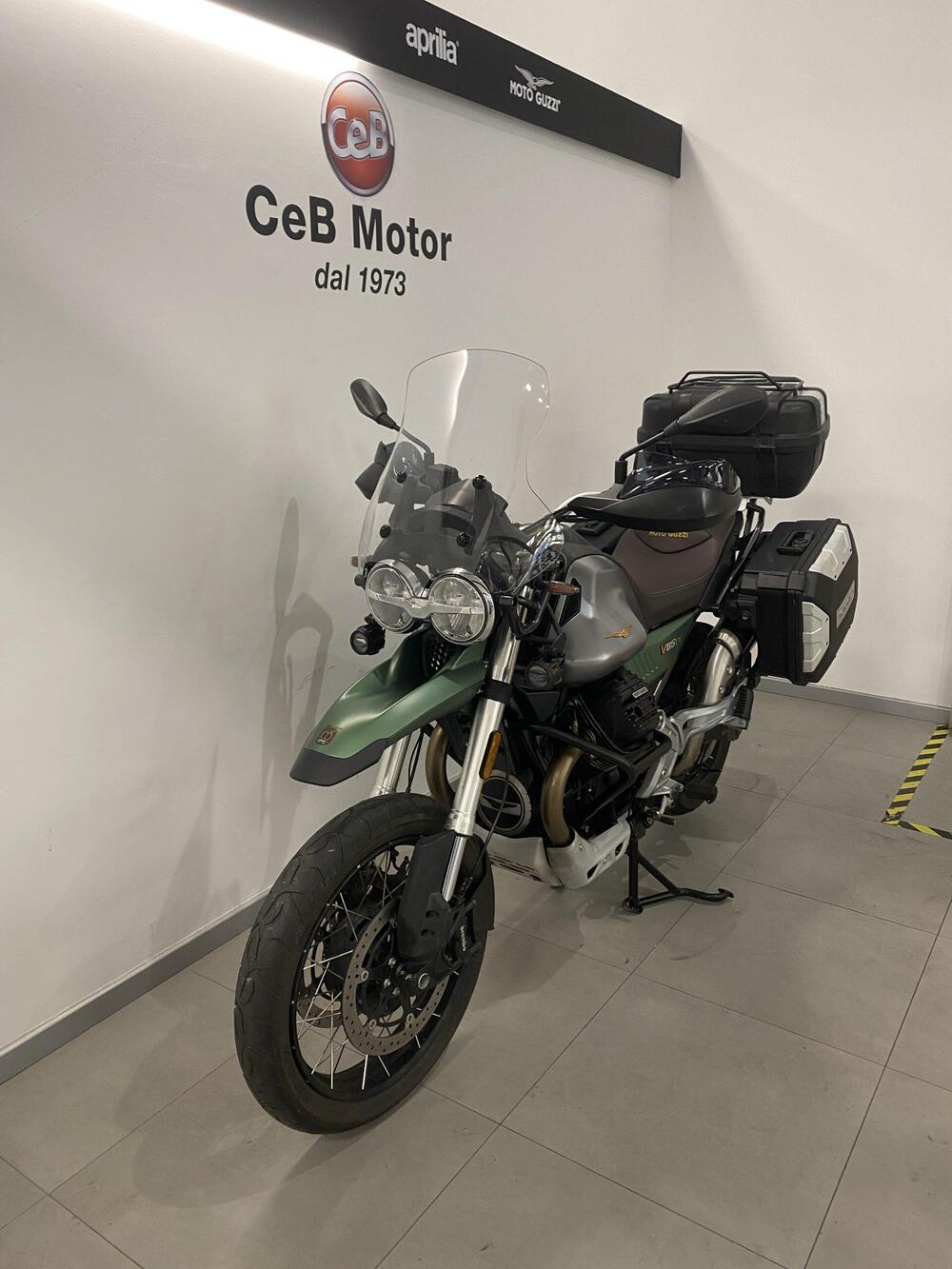 Moto Guzzi V85 TT Centenario (2021 - 22) (5)