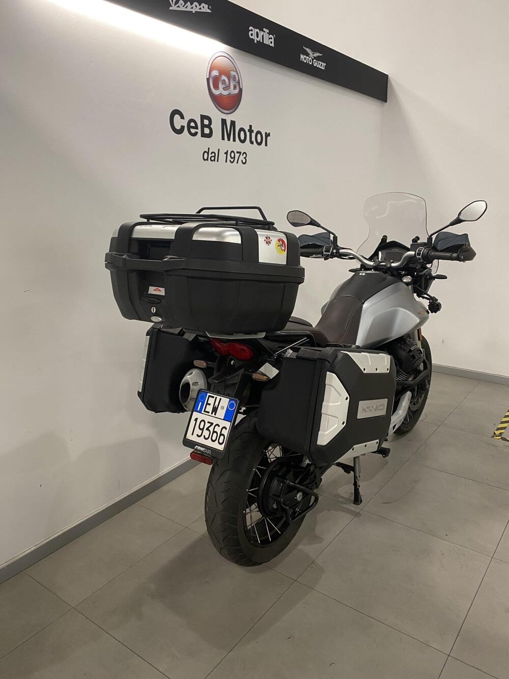 Moto Guzzi V85 TT Centenario (2021 - 22) (8)