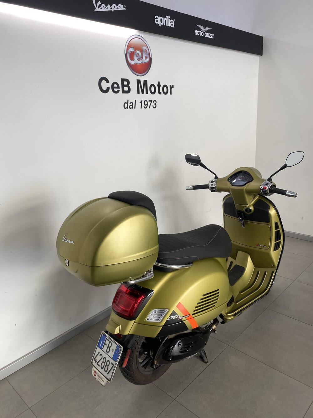 Vespa GTS 300 Super Sport Hpe (2021 - 22) (9)