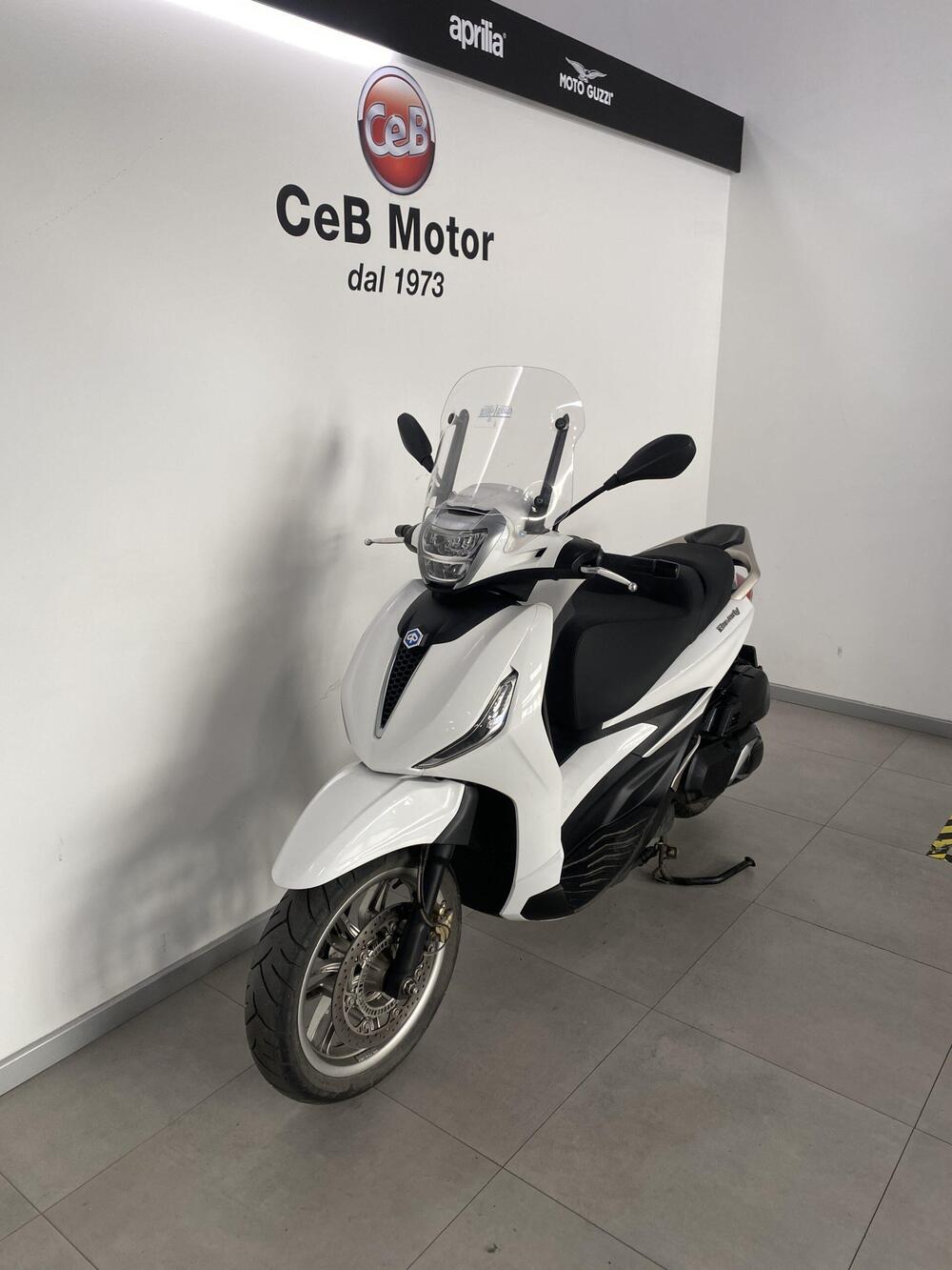 Piaggio Beverly 400 ABS-ASR (2021 - 24) (4)