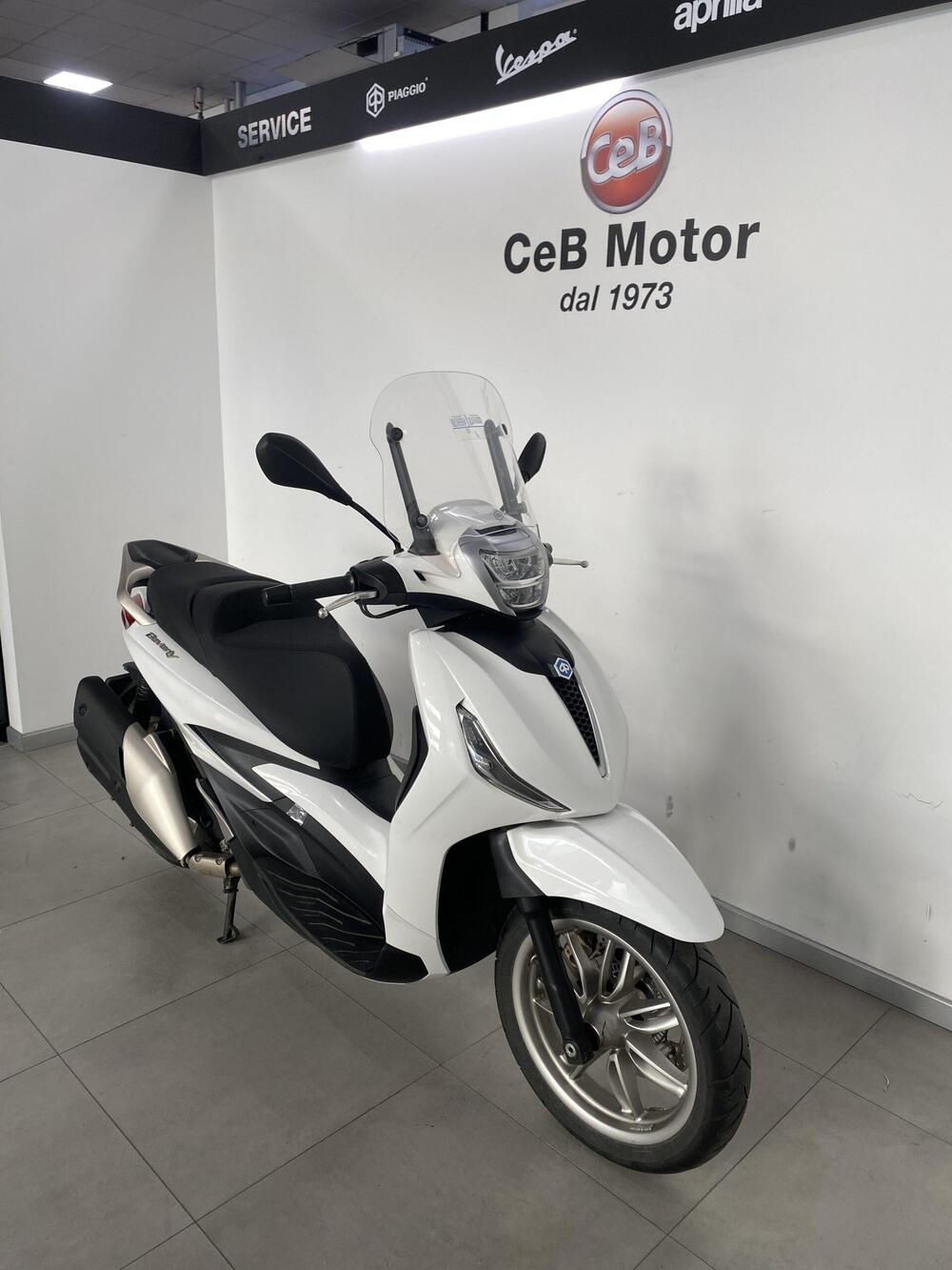 Piaggio Beverly 400 ABS-ASR (2021 - 24) (6)