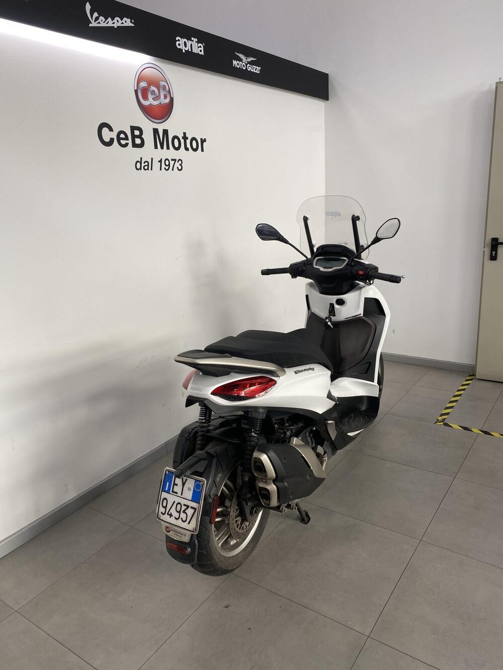 Piaggio Beverly 400 ABS-ASR (2021 - 24) (7)