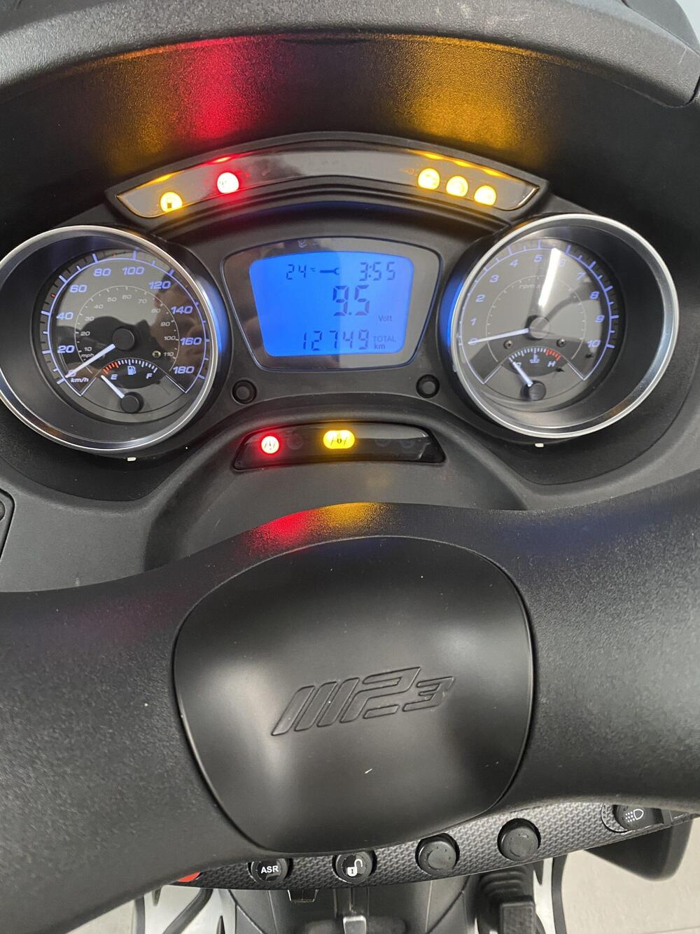 Piaggio MP3 400 ABS Hpe (2021 - 22) (7)