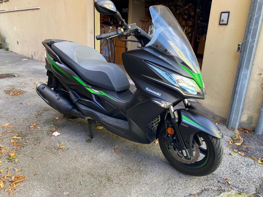 Kawasaki J 300 (2017 - 21) (2)