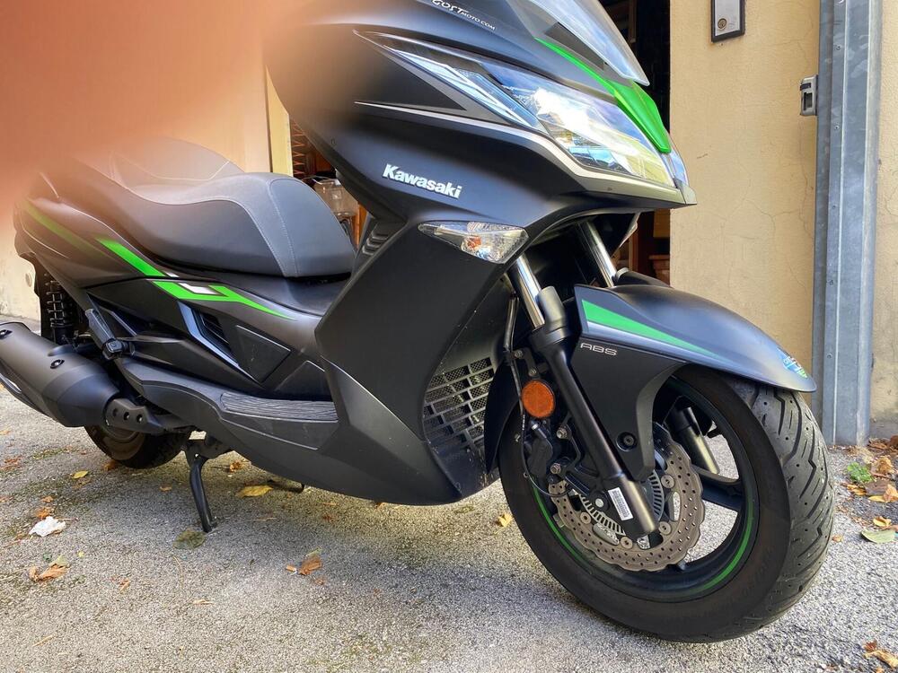 Kawasaki J 300 (2017 - 21) (7)