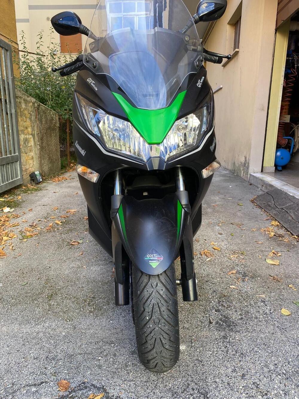Kawasaki J 300 (2017 - 21) (9)