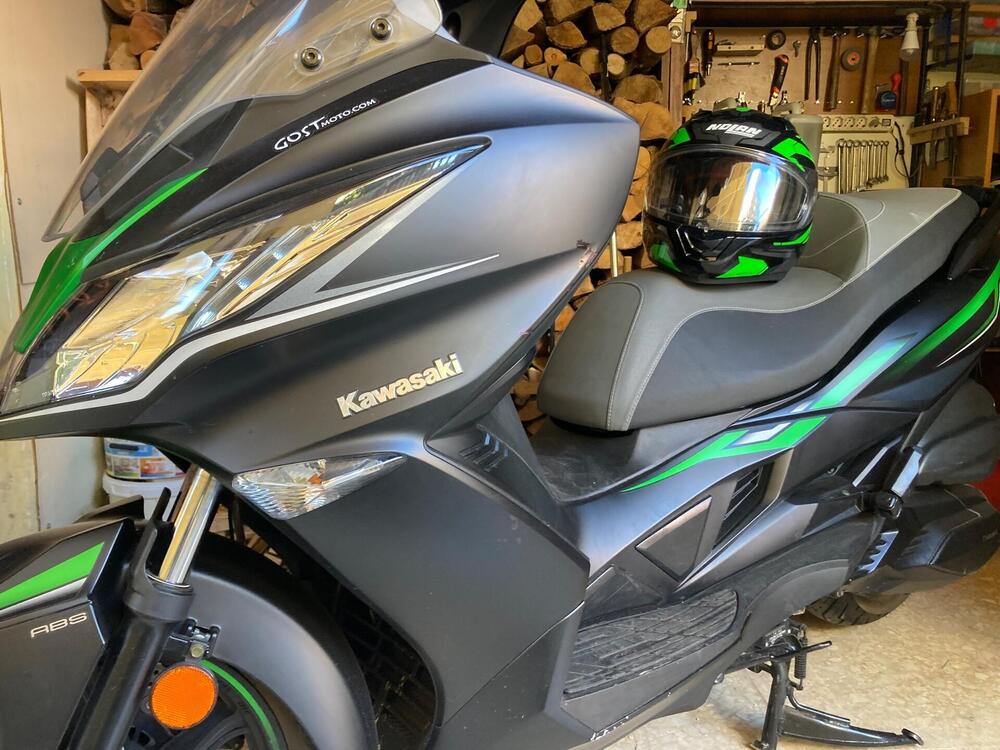 Kawasaki J 300 (2017 - 21) (11)